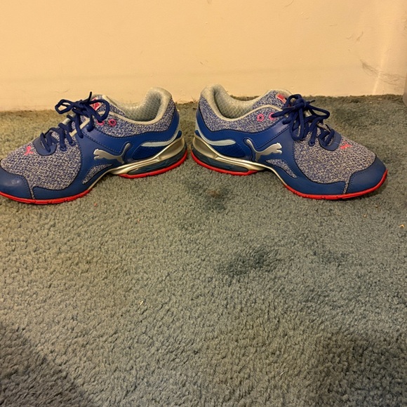 Puma Blue and Pink Running Shoes - Picture 4 of 5